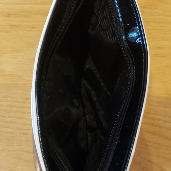 Wristlet - Picture 4 of 4